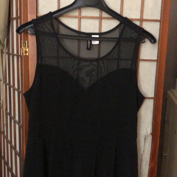 Divided By H&M - Picture 2 of 3